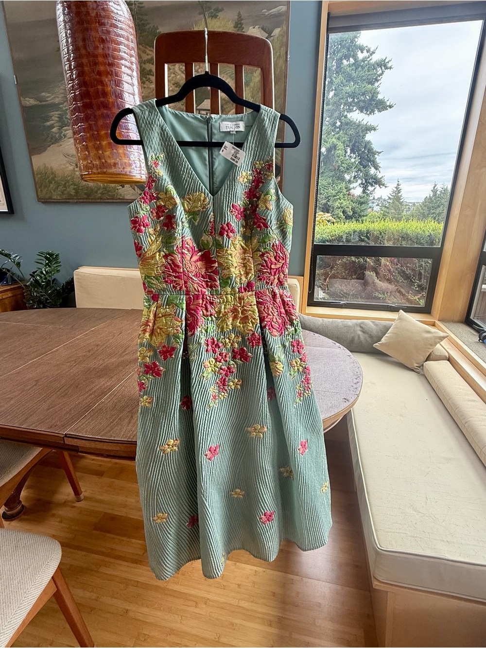 Rickie Freeman for Teri Jon Floral Embroidered Dress | Size 6 | NWT